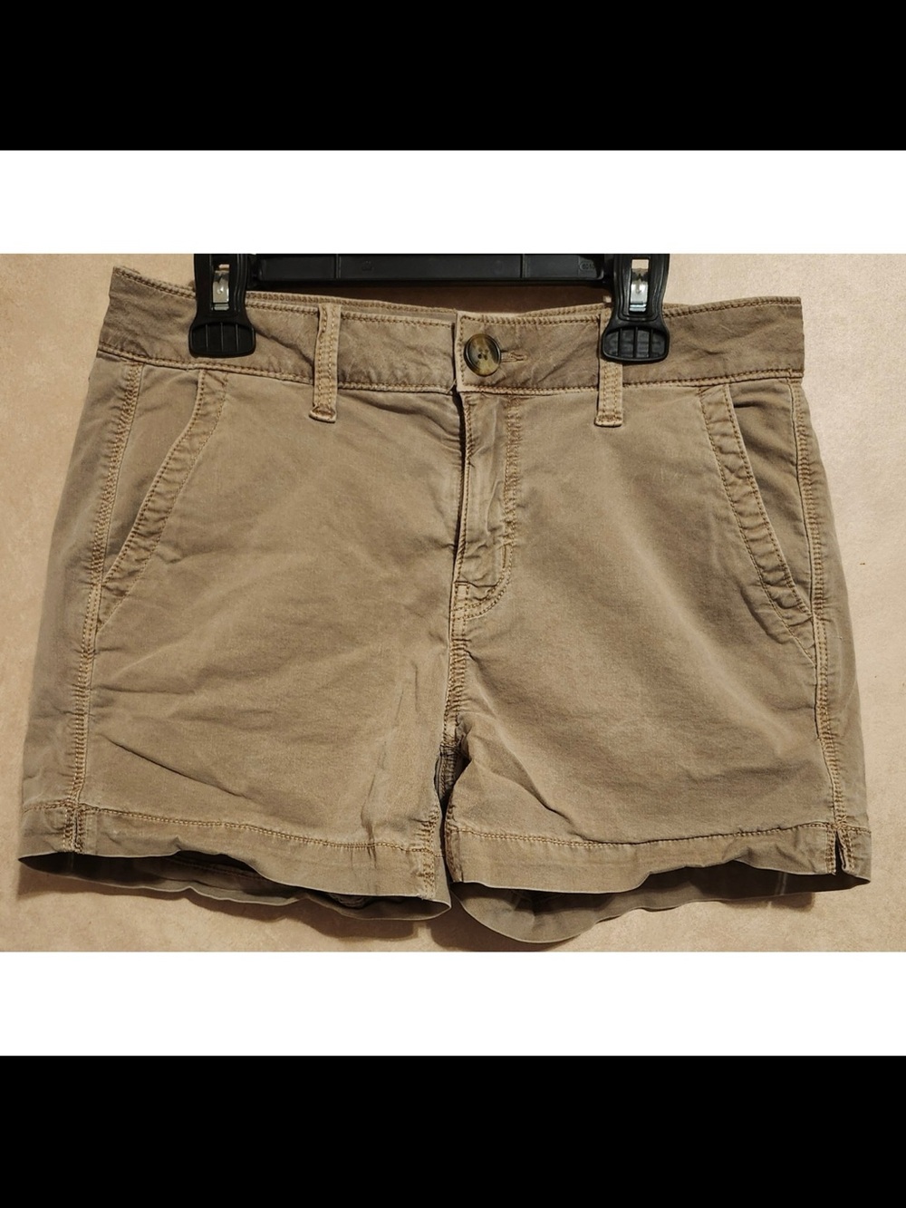 American Eagle Super Stretch Khaki Chino Shorts Tan Size 2